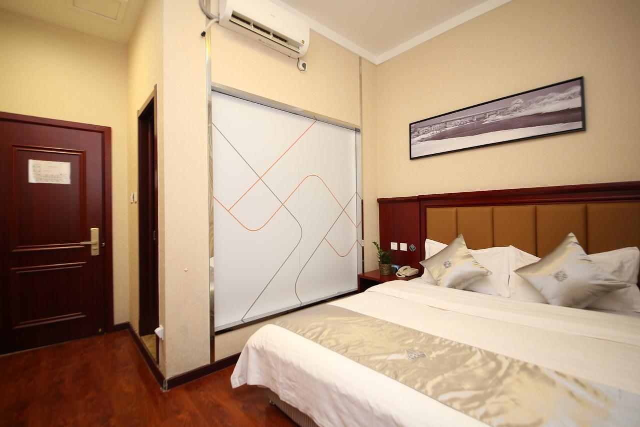 Chonpines Hotel Changchun Eksteriør billede